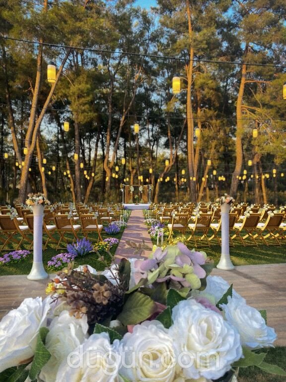 Avlu Park Kırbahçesi düğün salonu