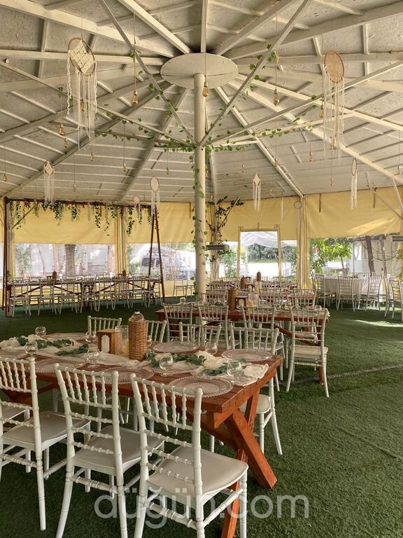 Moonlight Garden Wedding - Kır düğünü, - Fotoğraf 0