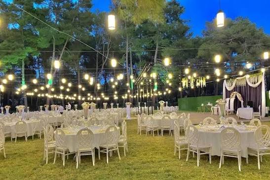 Avlu Park Kırbahçesi düğün salonu - Fotoğraf 0