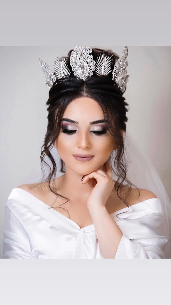 Kuaför Erdal Önal Gelin Saçı ve Makyajı - Fotoğraf 0